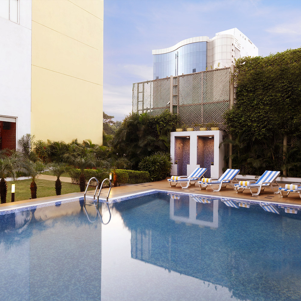 hotels with swimming pool in chennai
