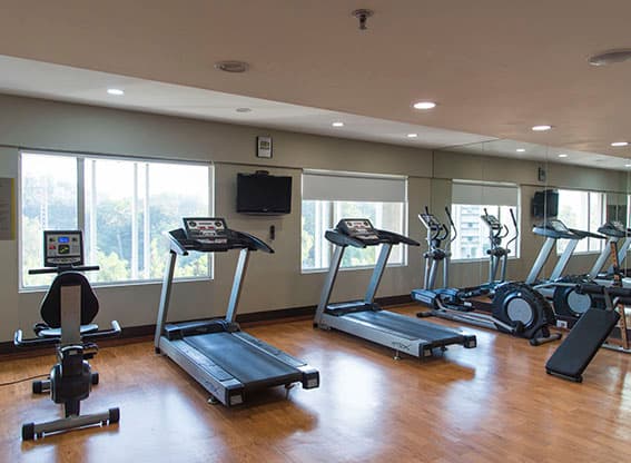 hotels with gym in mahadevapura