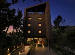 best hotels in kumily