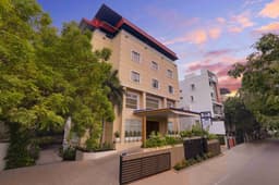 hotels near sholinganallur
