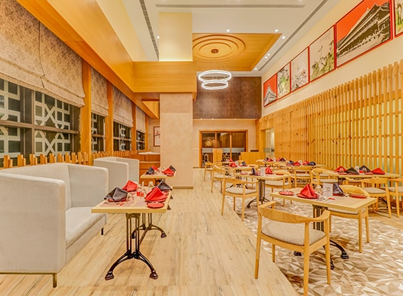 best restaurants in chandrasekharpur